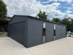 Garaż blaszany z bramą segmentową 6m x 9m ID 15