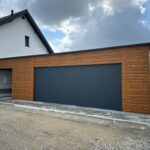 Garaż blaszany z bramą segmentową 8 m x 7 m + Wiata 3m ID 142