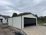 Garaż blaszany z bramą segmentową 6 m x 7 m ID 129 - obrazek 5