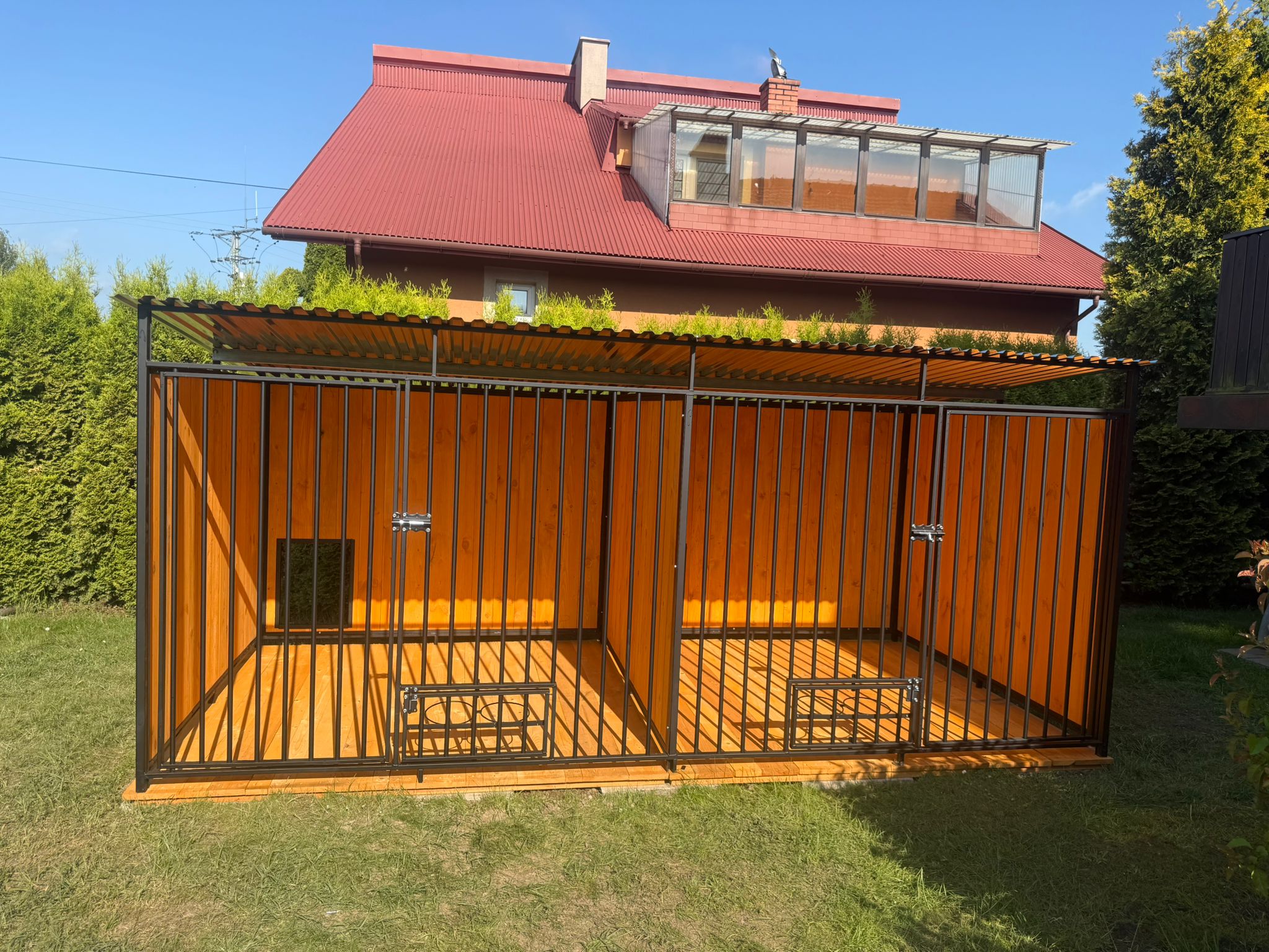Zdjęcie WhatsApp 2025-05-25 o 20.27.28_3a39b967 Kojec 4 m x 2 m Dwa boksy 2x2 ID 173 - obrazek 2